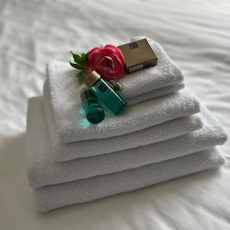 De Tien Wilgen Apartman Oosterblokker Kültér fotó