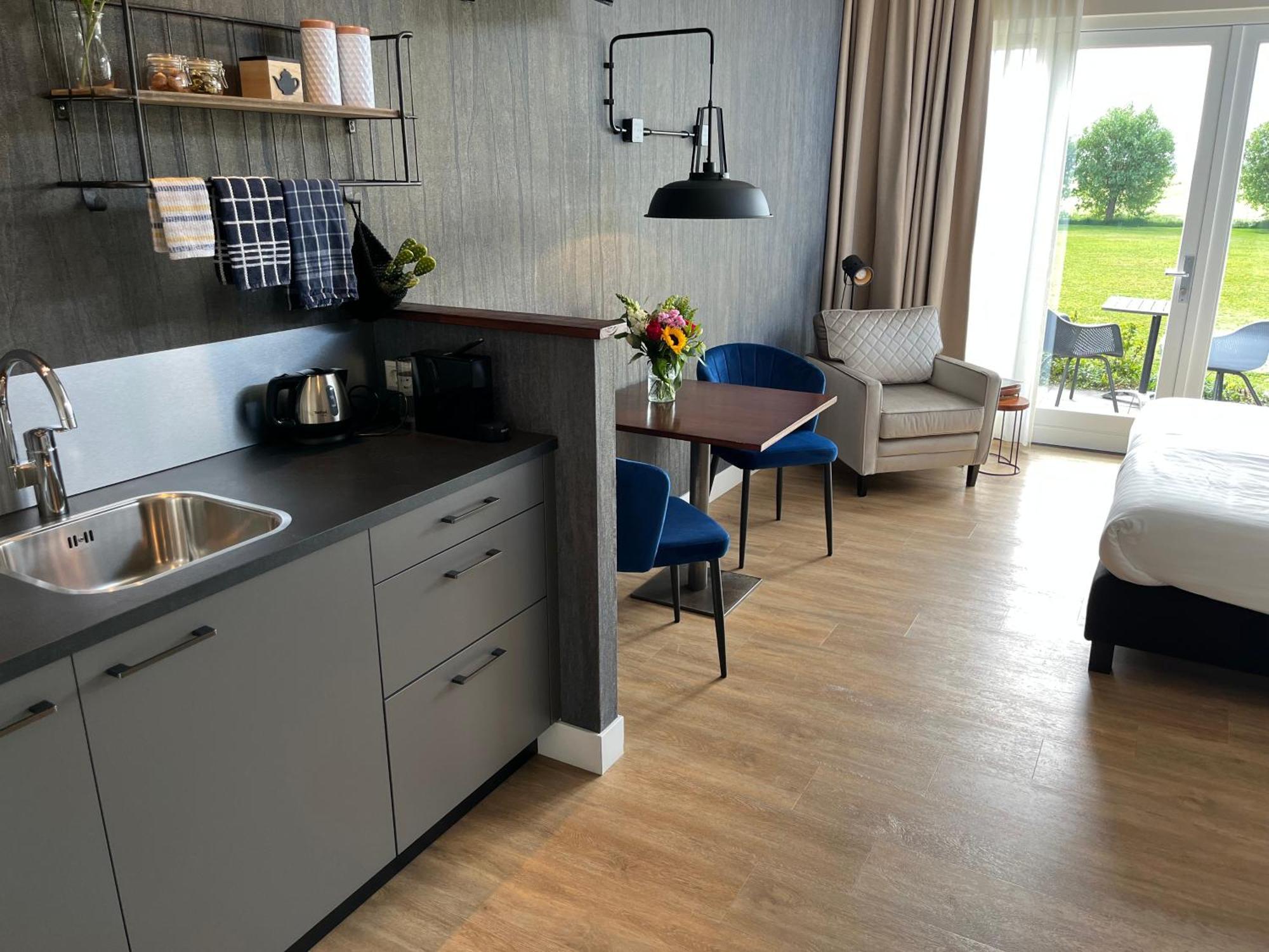 De Tien Wilgen Apartman Oosterblokker Kültér fotó